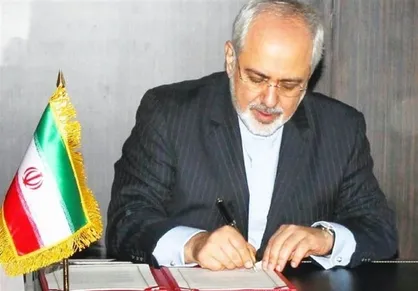نامه مهم ظریف در واکنش به اقدامات آمریکا برای راه&zwnj;اندازی مکانیزم ماشه