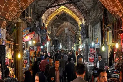 بازاریانِ تبریز: معترضیم، اما پیاده&zwnj;نظام معاندان نخواهیم شد + عکس