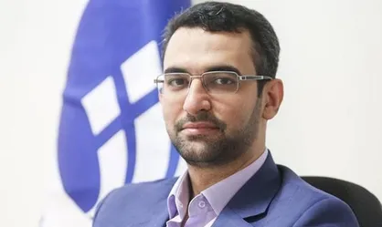 تاکید وزیر ارتباطات بر الکترونیکی شدن اسناد پزشکی