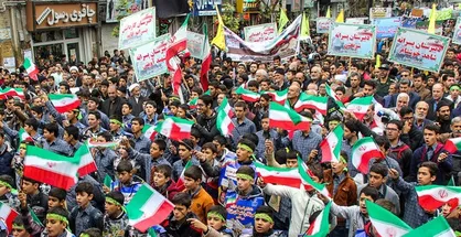 آمریکا فکر می&zwnj;کند با تحریم ملت ایران را مجبور به تسلیم می&zwnj;کند/ نگران سازش&zwnj;کارانی هستیم که غرق خیال&zwnj;بافی و ارتباط با غرب شده&zwnj;اند