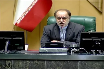 حاجی&zwnj;بابایی: دولت تمام تلاش خود را برای کاهش فشار معیشتی به کار گیرد