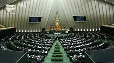 وزیر اقتصاد صبح فردا در فراکسیون‌های امید و ولایی حضور می‌یابد