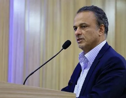 وزیر صمت به معضل کمبود سیمان در استان هرمزگان رسیدگى کند