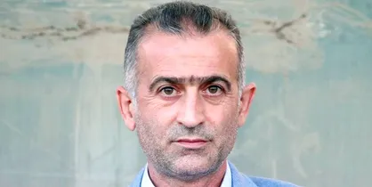 کمالوند هدایت تراکتور را بر عهده گرفت