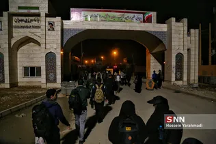 حضور زائران اربعین حسینی در مرز مهران