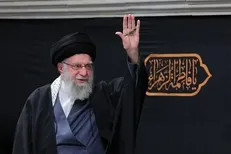 اطلاعیه دفتر رهبر انقلاب درباره تماس‌های مکرر برخی اقشار مردم در خصوص طلب حلالیت از امام شهید