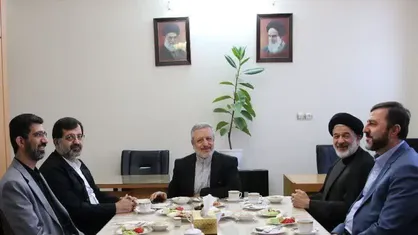 معاون وزیر امور خارجه: قم می&zwnj;تواند از طریق دیپلماسی اقتصادی نقش&zwnj;آفرینی بین&zwnj;المللی کند