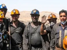 پیگیری مشکلات کارگران طبس شروع شد