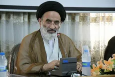 انقلاب اسلامی ایران، تفکر غرب را به چالش کشیده است