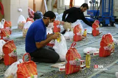 جهادگران لامرد ۵۵ بسته معیشتی را بین نیازمندان توزیع کردند