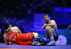 استقلال جویبار با پیروزی ۷ بر ۳ مقابل خیبر خرم‌آباد، فینالیست لیگ برتر کشتی آزاد شد/ شروع طوفانی حسن یزدانی