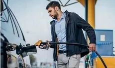 ۶۵ درصد جایگاه‌های سوخت وارد مدار شدند