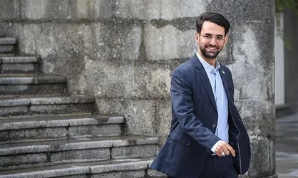 واکنش اینستاگرامی آذری جهرمی بعد از برد پرگل پرسپولیس؛ رکورد استقلال دست یافتنی نیست + عکس