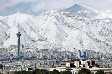 آسمان تهران امروز غالباً ابری است/ دمای هوا بین ۱۷ تا ۲۶ درجه