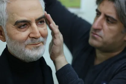 سازنده تندیس شهید سلیمانی: رفته بودم که به ایران برنگردم