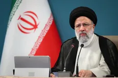 رئیسی: کوچکترین حرکت علیه تمامیت ارضی ایران با عکس‌العمل قاطع مواجه می‌شود / از مواضع بحق خود عقب نشینی نمی‌کنیم
