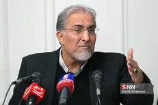 راغفر: مشکل ما نداشتن ارتباط با اروپا و آمریکا نیست / بجای تولیدکننده، خام فروش و دلال تشویق می‌شود!