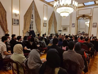 دیدار سفیر و رایزن علمی ایران در ترکیه با دانشجویان انجمن علمی و فرهنگی دانشگاه&zwnj;های آنکارا