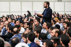 مشارکت در انتخابات آری، در اداره کشور نه / از دغدغه رهبری تا نگرانی دانشجویان