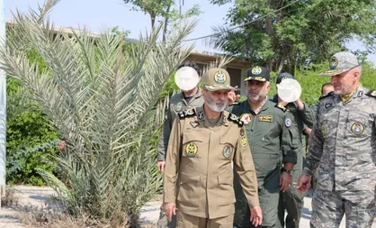 سرلشکر موسوی از پایگاه نهم شکاری شهید عبدالکریمی بازدید کرد