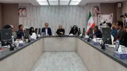 انسجام ملی رمز عبور پیروزمندانه ایران از این برهه تاریخی است / باید میناب در آینده به یک پایگاه اندیشه&zwnj;ساز و فرهنگ&zwnj;ساز تبدیل شود/ تقویت و به&zwnj;روز&zwnj;رسانی آزمایشگاه تشخیص DNA استان