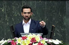 آذری جهرمی: تحریم‌های بین المللی مانع شکوفایی حداکثری در شبکه ملی اطلاعات نشد