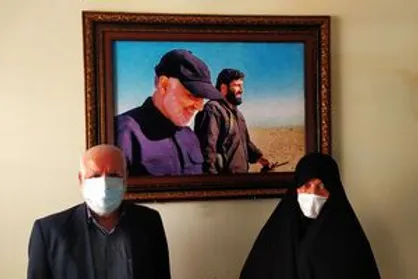 مقاومت پدر شهید برای تحویل سلاح گرم! + عکس