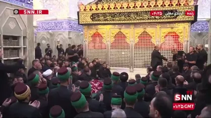 تصاویر دیگر از پیکر مطهر رهبر شهید انقلاب در جوار ضریح حضرت ابوالفضل العباس (ع)