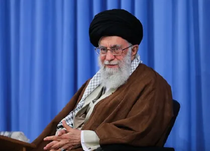 جمعی از معلمان و فرهنگیان با رهبر انقلاب دیدار کردند