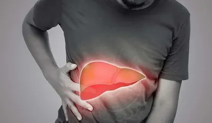 ۵ نشانه روی صورت که فریاد می&zwnj;زند کبدتان چرب است
