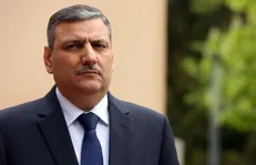فیگارو: «ریاض حجاب» به عنوان نخست وزیر دوره انتقالی سوریه انتخاب می‌شود