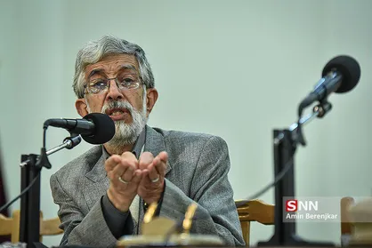 ویژه&zwnj;برنامه رادیویی با صدای غلامعلی حداد عادل