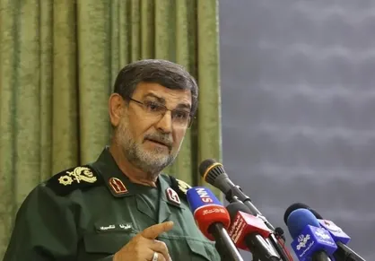 دریادار تنگسیری: نیرو&zwnj;های مسلح آماده صیانت از مرز&zwnj;های آبی و خاکی هستند