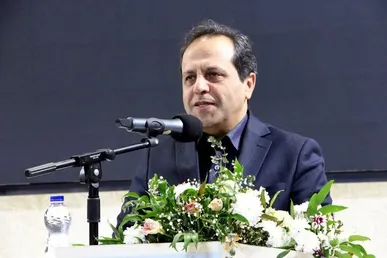 واحدهای تولیدی و کشاورزی باید از ظرفیت انرژی خورشیدی بهره مند شوند