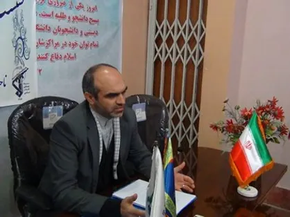 بسیج دانشجویی به خود می&zwnj;بالد که اعضایش از بین نخبگان تشکیل شده است