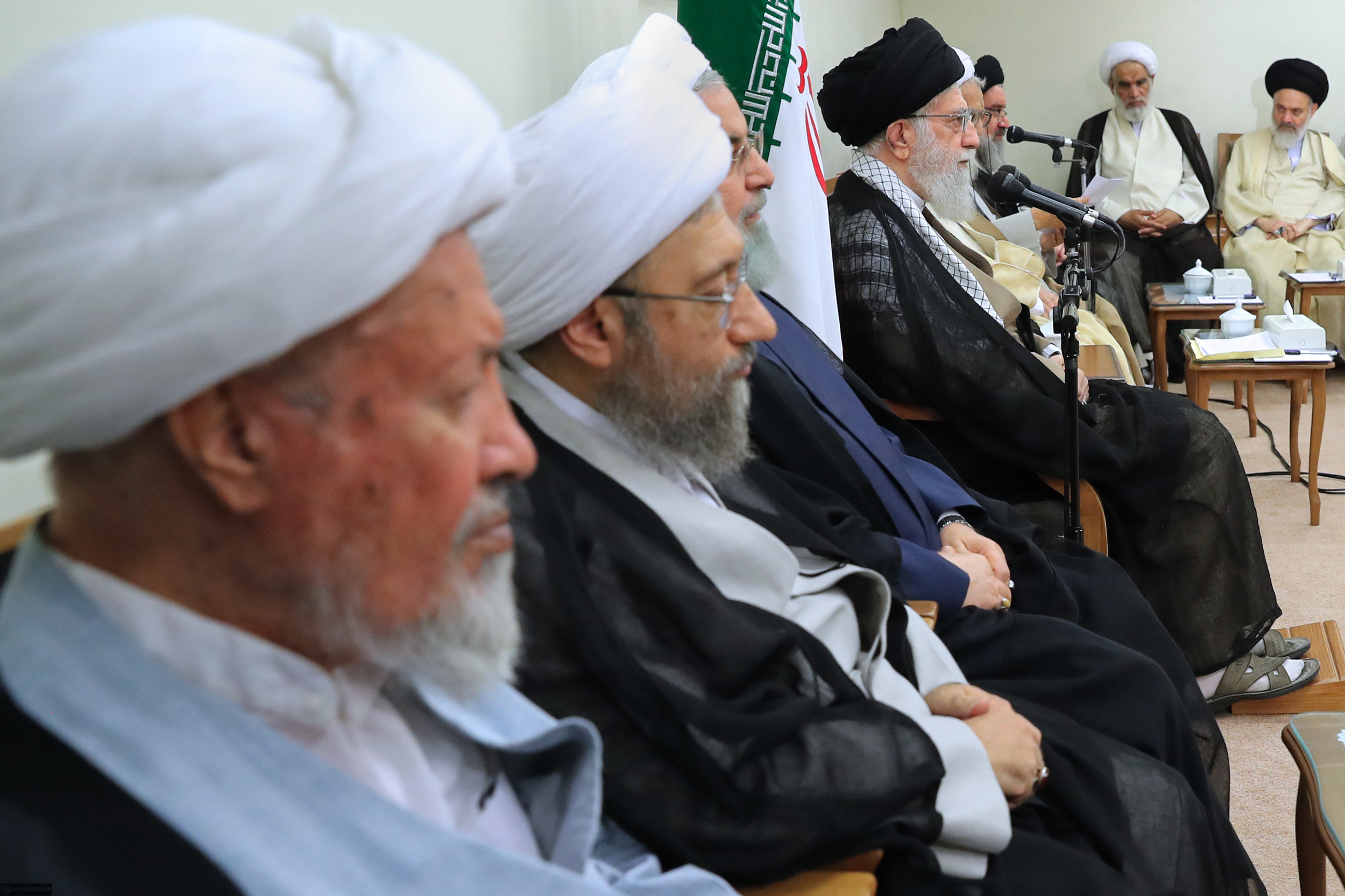 امام خامنه ای