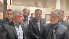 بازدید وزیر علوم از دانشگاه هنر اسلامی تبریز و موزه هنر اسلامی معاصر / افتتاح موزه خانواده دکتر حسن نصیری + تصاویر