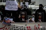 تجمع  دانشجویان مقابل سفارت آلمان