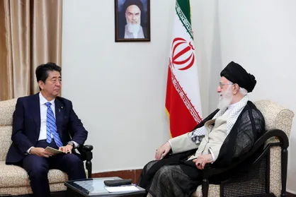 رهبر انقلاب: ترامپ را شایسته مبادله پیام نمی&zwnj;دانم، با آمریکا مذاکره نخواهیم کرد