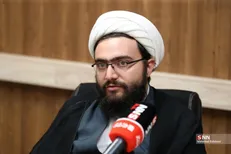 ارتباط حوزه و دانشگاه مثل دو مرجع فکری و علمی مطالبه رهبر انقلاب است/ دانشجو و طلبه بستر رشد مستقل نیاز دارد