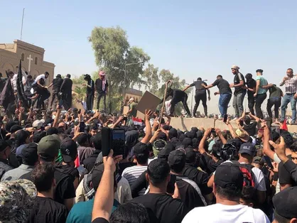 جامعه اسلامی دانشجویان دانشگاه آزاد تهران جنوب مردم عراق را به اتحاد و همدلی دعوت کرد