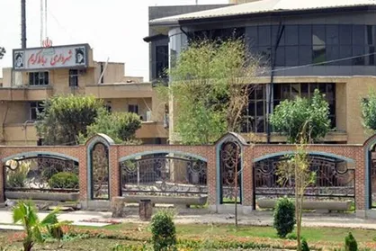 وقوع انفجار مقابل شهرداری رباط&zwnj;کریم/ فرماندار: هیچ گونه تلفاتی نداشت