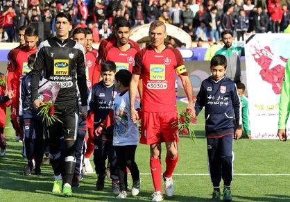 سید جلال حسینی: عصبانیت شجاع به پرسپولیس ضربه می&zwnj;زند/ نمی&zwnj;دانم چرا باید از مربی خارجی استفاده کنیم