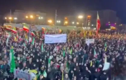 بعد از پیام رهبر انقلاب میدان انقلاب خروشی دیگر پیدا کرد...