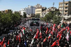 ببینید/افتخار می‌کنم که حضرت آقا، رهبرم بود