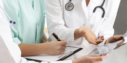 نقش پررنگ مجلس در افزایش دسترسی به پزشک متخصص