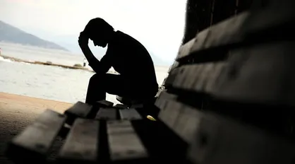 این علائم از افسردگی را جدی بگیرید