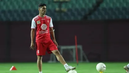 اولین بازی علی نعمتی در پرسپولیس مقابل فولاد