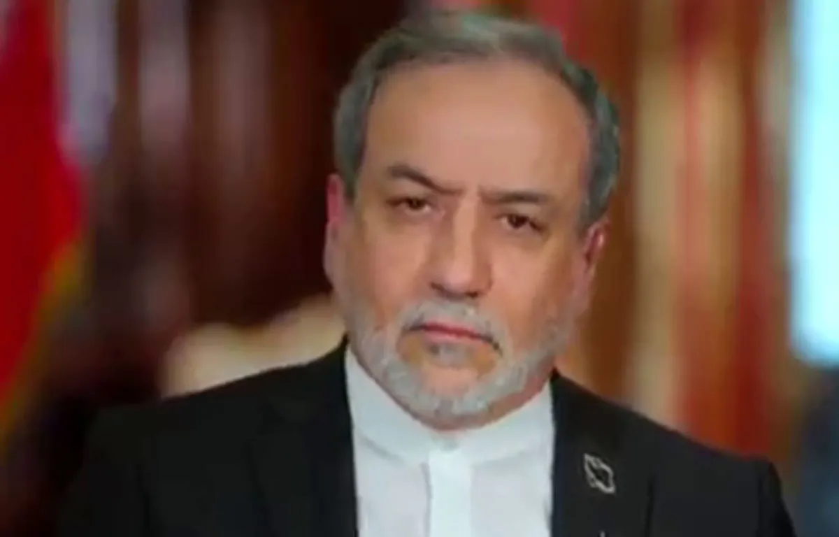 زبان بدن عراقچی هنگام صحبت درباره قصد ترامپ برای تسلیم دو روزه ایران