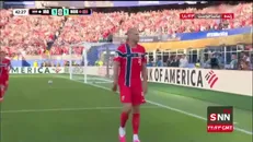اولین بازی هالند در جام جهانی و دو گل برای او!